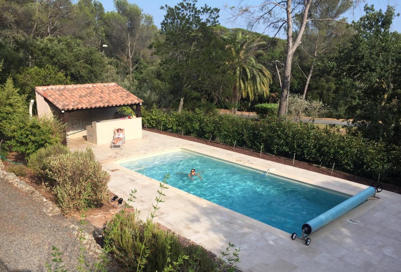 La Garriniere Bed and Breakfast Saint-Raphaël Εξωτερικό φωτογραφία