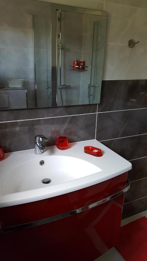 La Garriniere Bed and Breakfast Saint-Raphaël Εξωτερικό φωτογραφία